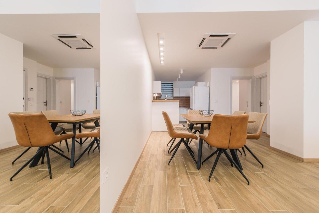 Atelier Hotel Улцин Екстериор снимка