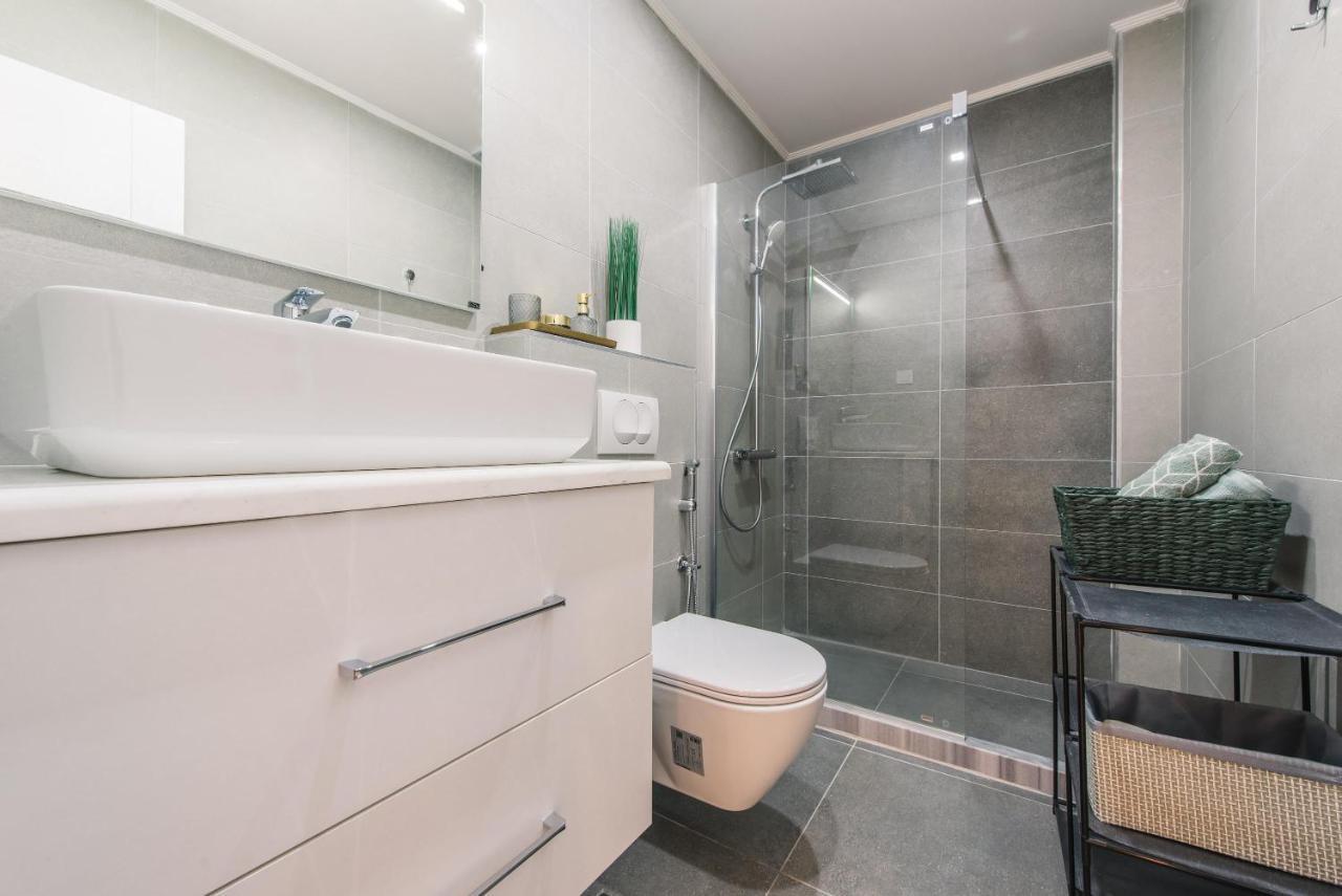 Atelier Hotel Улцин Екстериор снимка