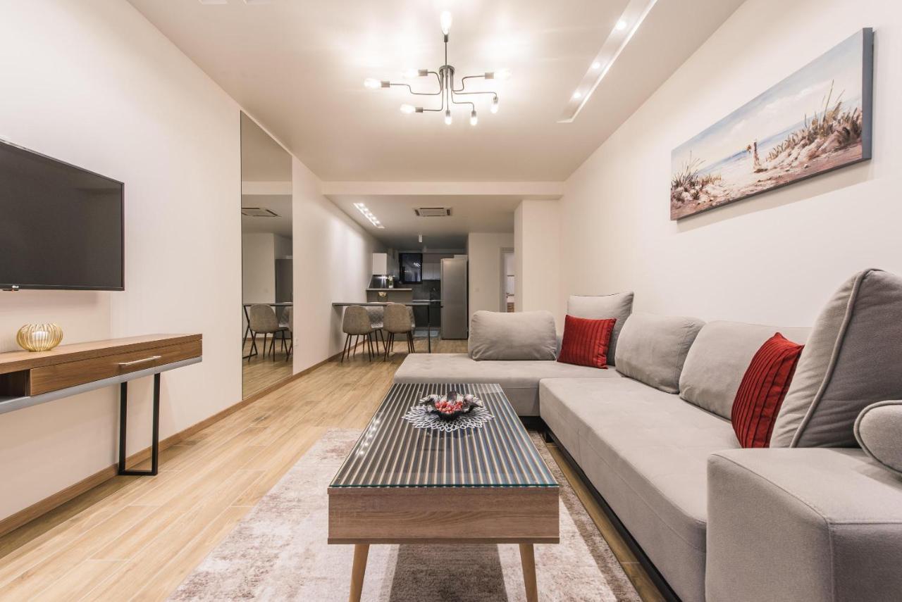 Atelier Hotel Улцин Екстериор снимка