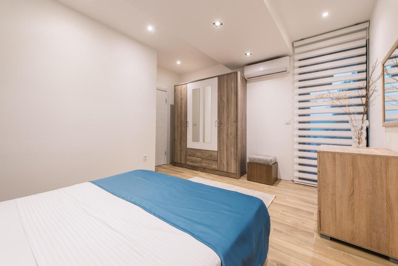 Atelier Hotel Улцин Екстериор снимка